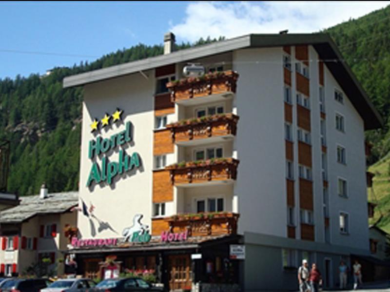 Hotel Alpha Саас-Грунд Екстериор снимка